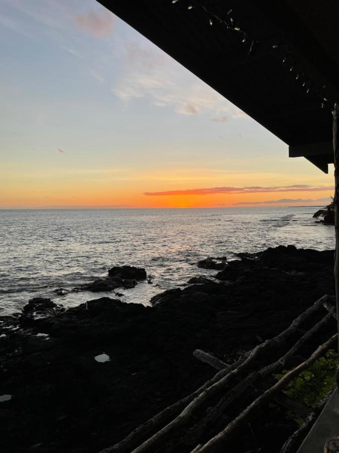 Moonlight Oceanfront Delight Apartment Kailua-Kona Exterior photo